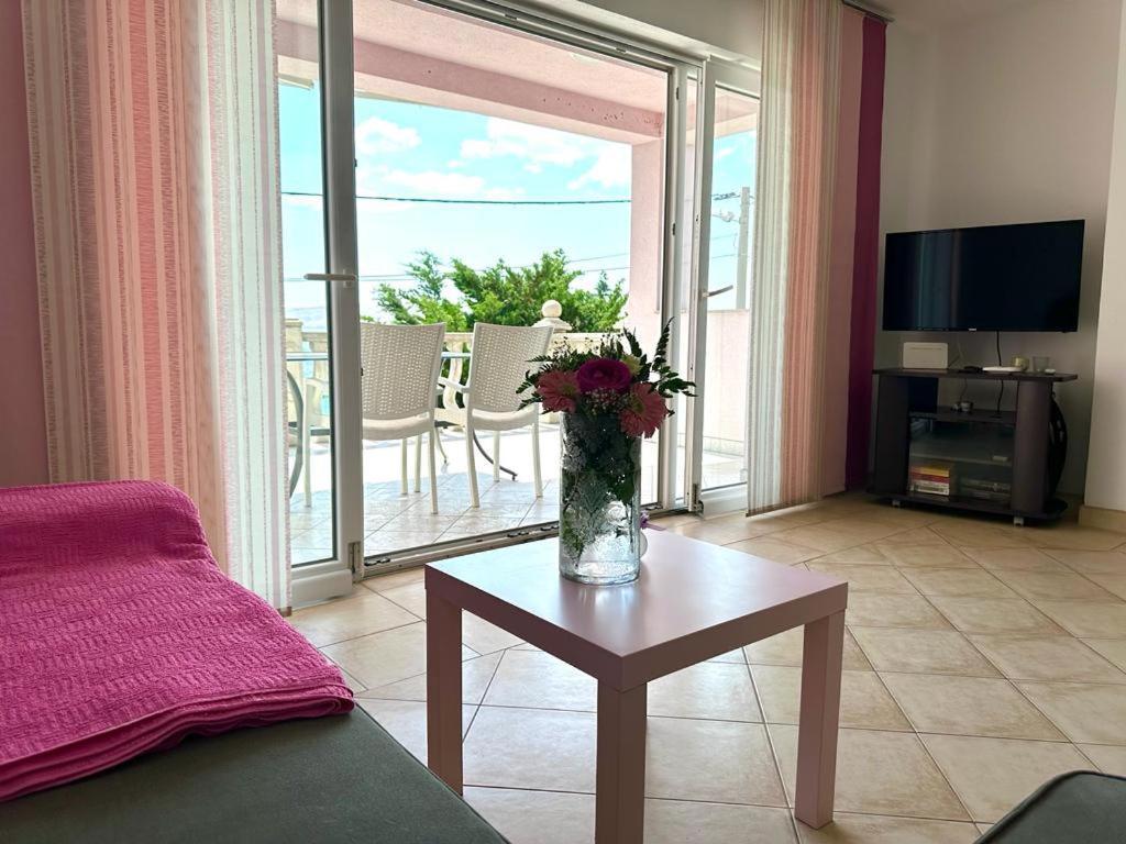 Beachfront Apartments Baricevic With Pool Cesarica Exterior foto