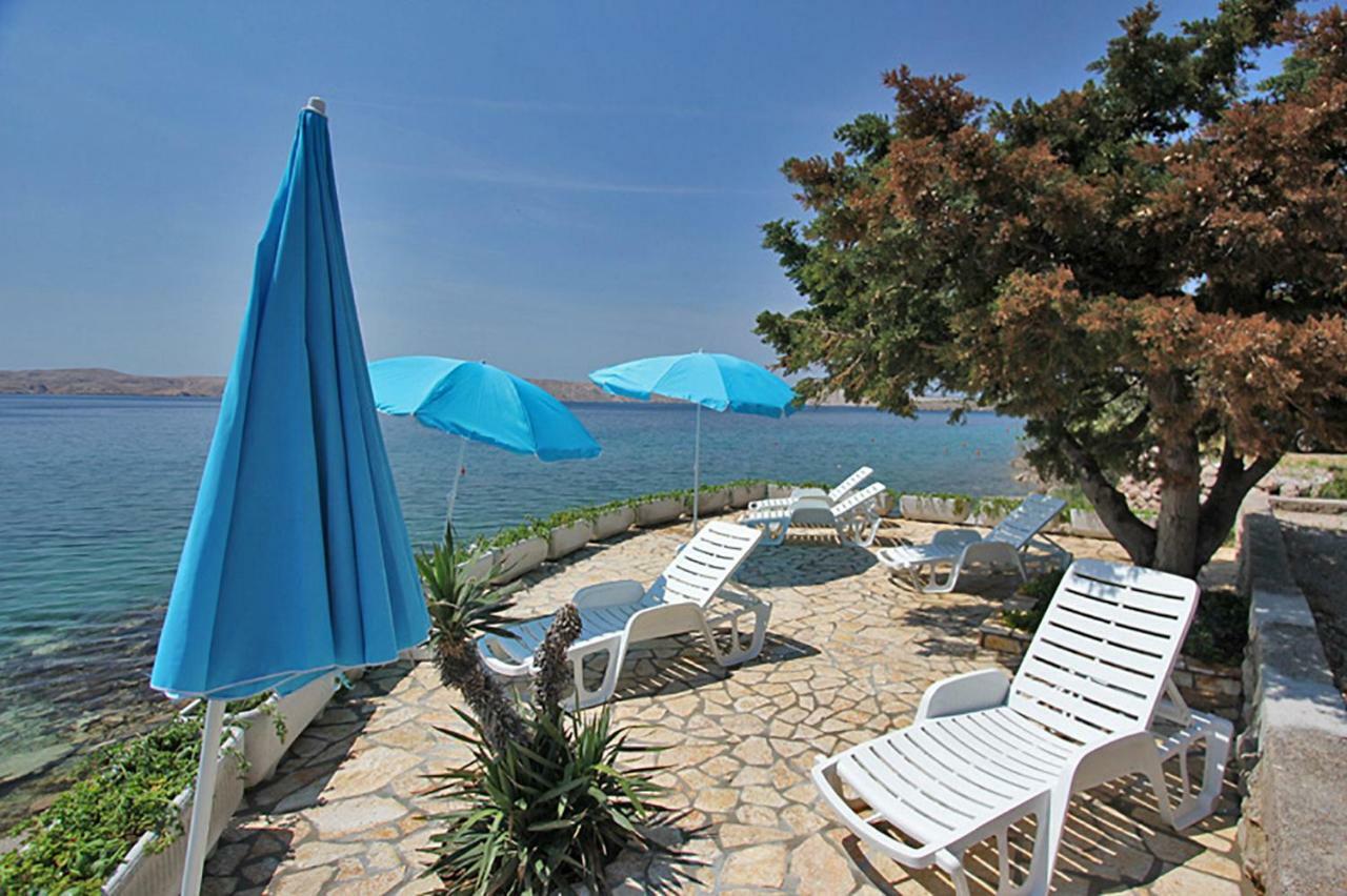Beachfront Apartments Baricevic With Pool Cesarica Exterior foto