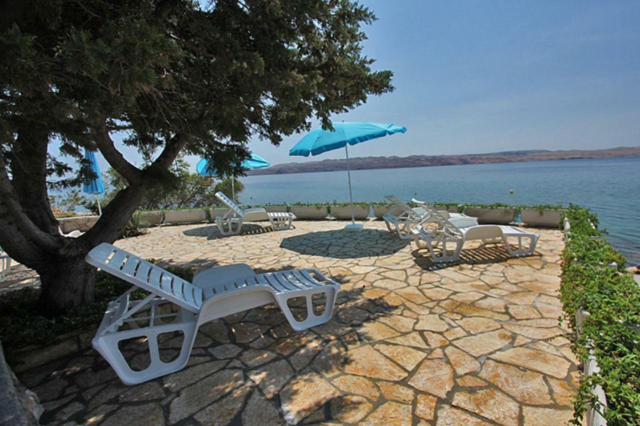 Beachfront Apartments Baricevic With Pool Cesarica Exterior foto